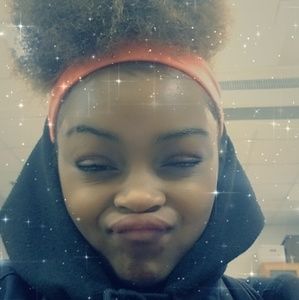 Meet your Posher, Amaria